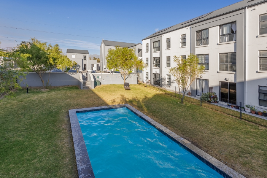 2 Bedroom Property for Sale in Aan de Wijnlanden Western Cape